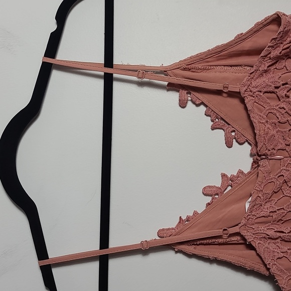 ASTR THE LABEL Pink Lace Midi Cocktail Dress Size Small - Picture 14 of 16